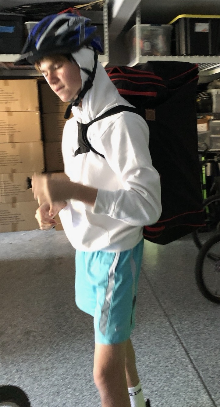 London biking packages to the post office in a delivery backpack in 2020